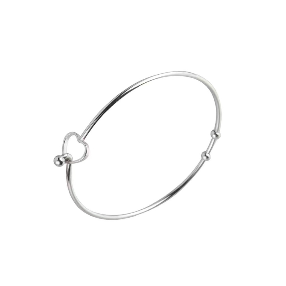 NWT 🩶 SILVER TITANIUM STAINLESS STEEL WIRE OPEN HEART BANGLE BRACELET OS - Picture 6 of 7